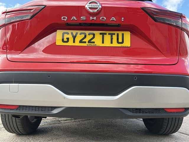 Nissan QASHQAI 1.3 DIG-T MHEV N-Connecta SUV 5dr Petrol Hybrid Manual Euro 6 (s/s) (140 ps)