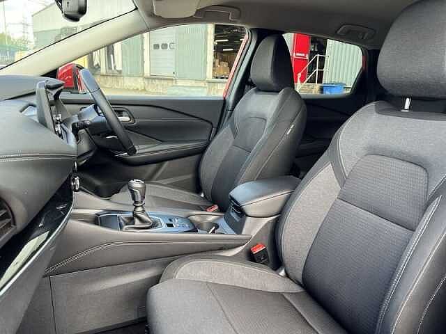 Nissan QASHQAI 1.3 DIG-T MHEV N-Connecta SUV 5dr Petrol Hybrid Manual Euro 6 (s/s) (140 ps)