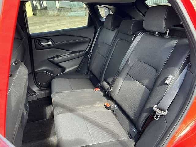 Nissan QASHQAI 1.3 DIG-T MHEV N-Connecta SUV 5dr Petrol Hybrid Manual Euro 6 (s/s) (140 ps)