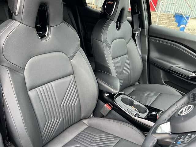 Nissan Juke 1.0 DIG-T Tekna SUV 5dr Petrol DCT Auto Euro 6 (s/s) (114 ps)