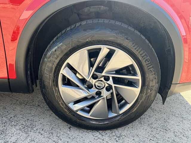 Nissan QASHQAI 1.3 DIG-T MHEV Acenta Premium SUV 5dr Petrol Hybrid Manual Euro 6 (s/s) (140 ps)