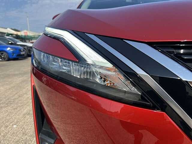 Nissan QASHQAI 1.3 DIG-T MHEV N-Connecta SUV 5dr Petrol Hybrid Manual Euro 6 (s/s) (140 ps)