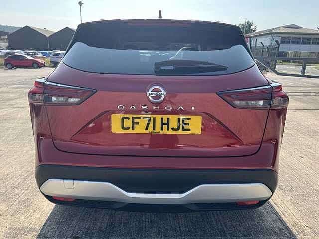 Nissan QASHQAI 1.3 DIG-T MHEV N-Connecta SUV 5dr Petrol Hybrid Manual Euro 6 (s/s) (140 ps)