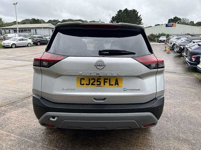 Nissan X-TRAIL 1.5 h e-POWER N-Connecta SUV 5dr Petrol Hybrid Auto e-4ORCE Euro 6 (s/s) (213 ps