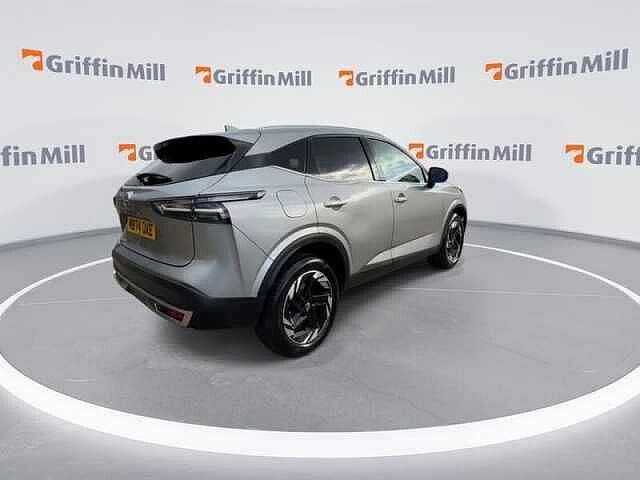 Nissan QASHQAI 1.3 DIG-T MHEV N-Connecta SUV 5dr Petrol Hybrid Manual Euro 6 (s/s) (140 ps)