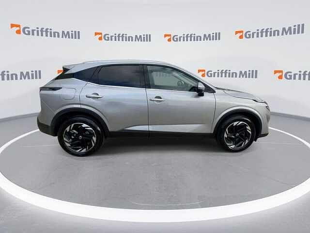 Nissan QASHQAI 1.3 DIG-T MHEV N-Connecta SUV 5dr Petrol Hybrid Manual Euro 6 (s/s) (140 ps)