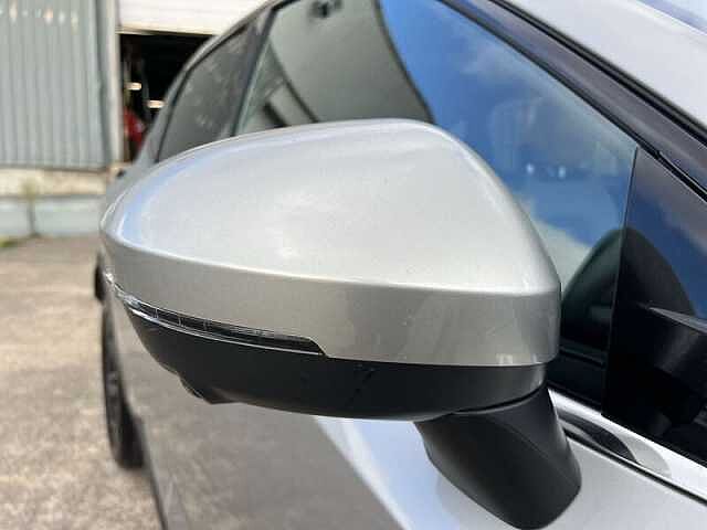 Nissan QASHQAI 1.3 DIG-T MHEV N-Connecta SUV 5dr Petrol Hybrid Manual Euro 6 (s/s) (140 ps)