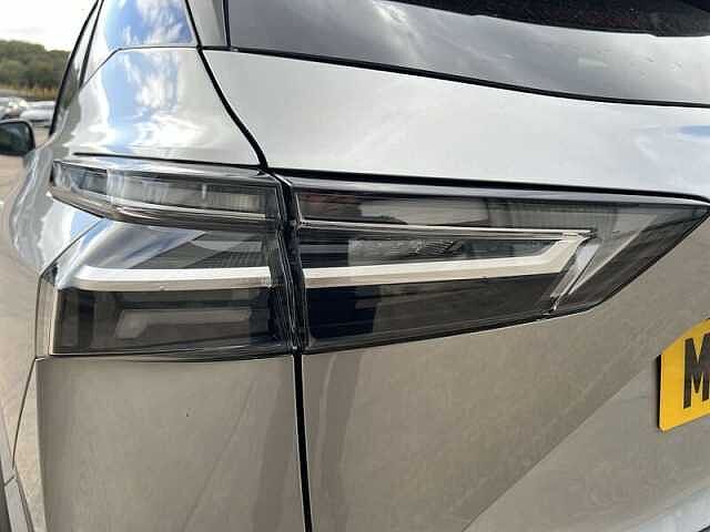 Nissan QASHQAI 1.3 DIG-T MHEV N-Connecta SUV 5dr Petrol Hybrid Manual Euro 6 (s/s) (140 ps)