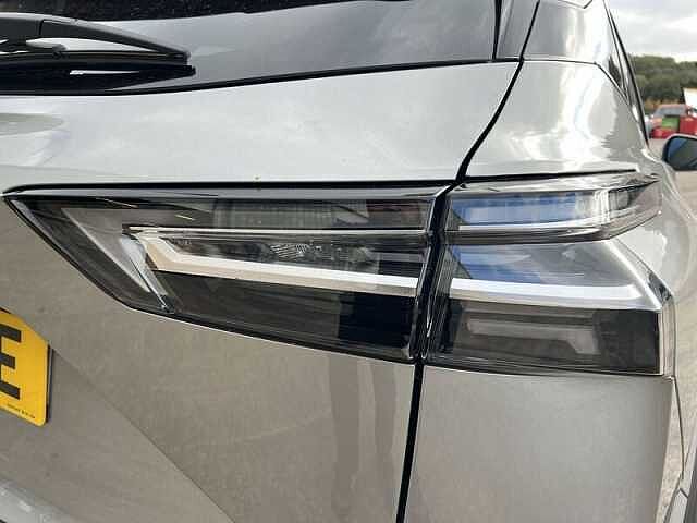 Nissan QASHQAI 1.3 DIG-T MHEV N-Connecta SUV 5dr Petrol Hybrid Manual Euro 6 (s/s) (140 ps)