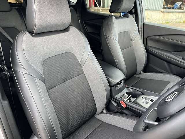 Nissan QASHQAI 1.3 DIG-T MHEV N-Connecta SUV 5dr Petrol Hybrid Manual Euro 6 (s/s) (140 ps)