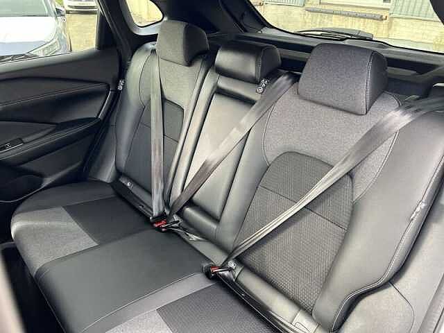 Nissan QASHQAI 1.3 DIG-T MHEV N-Connecta SUV 5dr Petrol Hybrid Manual Euro 6 (s/s) (140 ps)