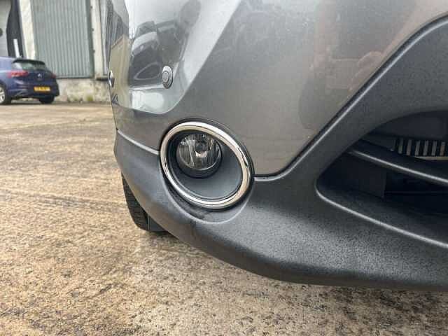 Nissan QASHQAI 1.6 dCi Tekna SUV 5dr Diesel XTRON Euro 6 (s/s) (130 ps)