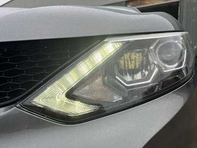 Nissan QASHQAI 1.6 dCi Tekna SUV 5dr Diesel XTRON Euro 6 (s/s) (130 ps)