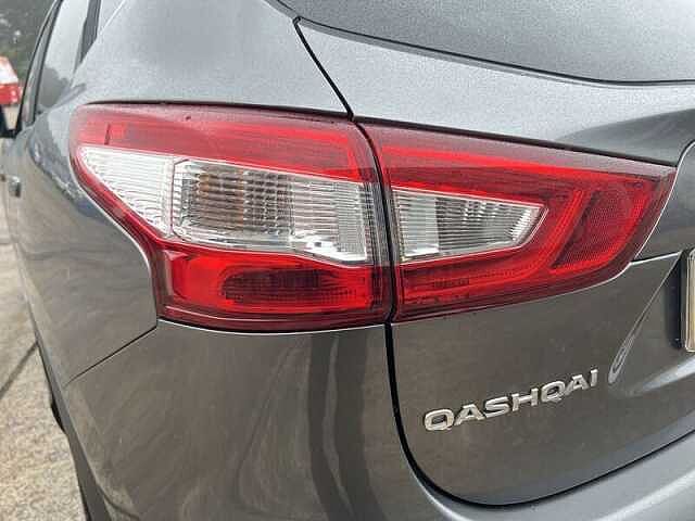 Nissan QASHQAI 1.6 dCi Tekna SUV 5dr Diesel XTRON Euro 6 (s/s) (130 ps)