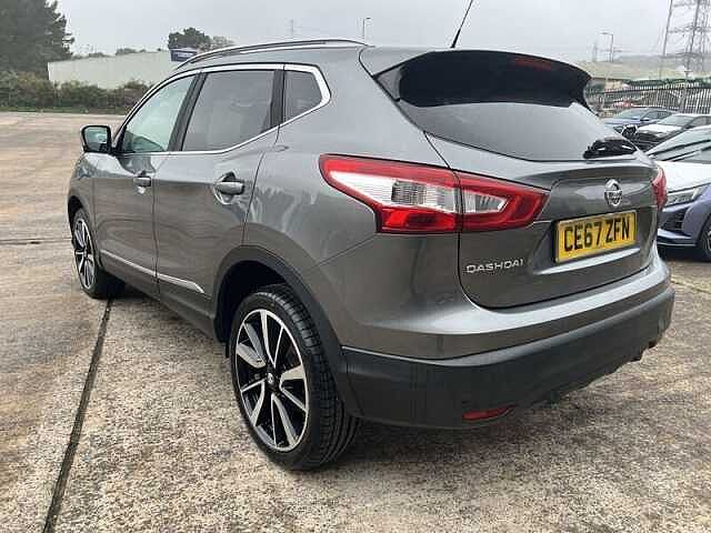 Nissan QASHQAI 1.6 dCi Tekna SUV 5dr Diesel XTRON Euro 6 (s/s) (130 ps)