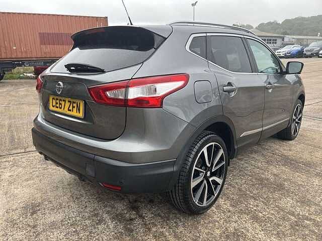 Nissan QASHQAI 1.6 dCi Tekna SUV 5dr Diesel XTRON Euro 6 (s/s) (130 ps)