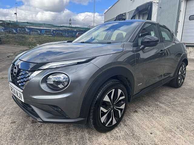 Nissan Juke 1.6 Acenta Premium SUV 5dr Petrol Hybrid Auto Euro 6 (143 ps)