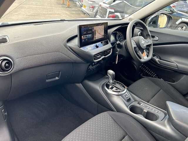 Nissan Juke 1.6 Acenta Premium SUV 5dr Petrol Hybrid Auto Euro 6 (143 ps)