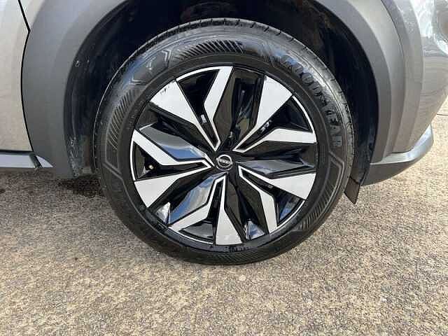 Nissan Juke 1.6 Acenta Premium SUV 5dr Petrol Hybrid Auto Euro 6 (143 ps)