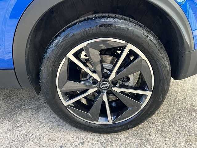 Nissan QASHQAI 1.3 DIG-T MHEV Tekna SUV 5dr Petrol Hybrid XTRON Euro 6 (s/s) (158 ps)