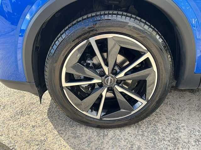 Nissan QASHQAI 1.3 DIG-T MHEV Tekna SUV 5dr Petrol Hybrid XTRON Euro 6 (s/s) (158 ps)