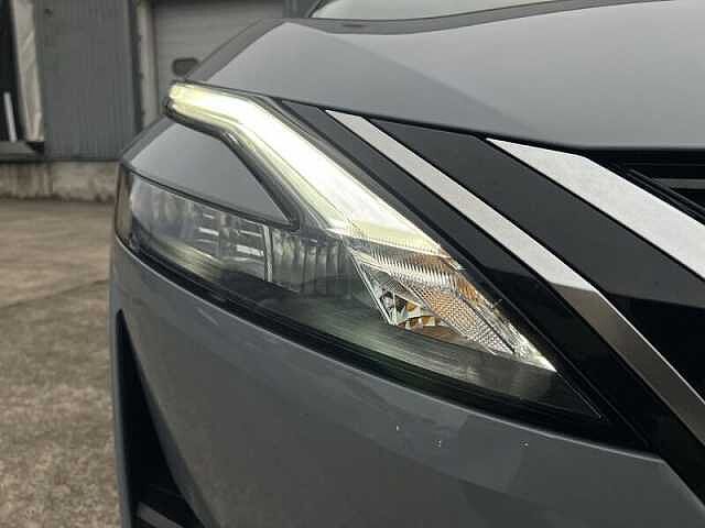 Nissan QASHQAI 1.3 DIG-T MHEV N-Connecta SUV 5dr Petrol Hybrid Manual Euro 6 (s/s) (140 ps)