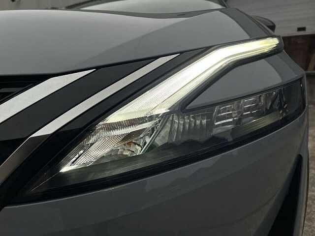 Nissan QASHQAI 1.3 DIG-T MHEV N-Connecta SUV 5dr Petrol Hybrid Manual Euro 6 (s/s) (140 ps)