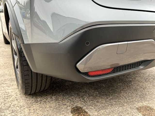 Nissan QASHQAI 1.3 DIG-T MHEV N-Connecta SUV 5dr Petrol Hybrid Manual Euro 6 (s/s) (140 ps)