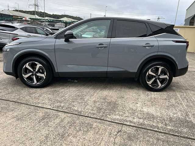 Nissan QASHQAI 1.3 DIG-T MHEV N-Connecta SUV 5dr Petrol Hybrid Manual Euro 6 (s/s) (140 ps)
