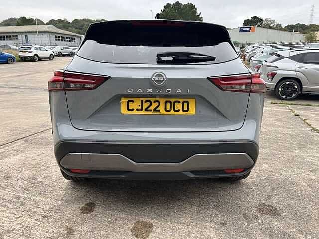 Nissan QASHQAI 1.3 DIG-T MHEV N-Connecta SUV 5dr Petrol Hybrid Manual Euro 6 (s/s) (140 ps)