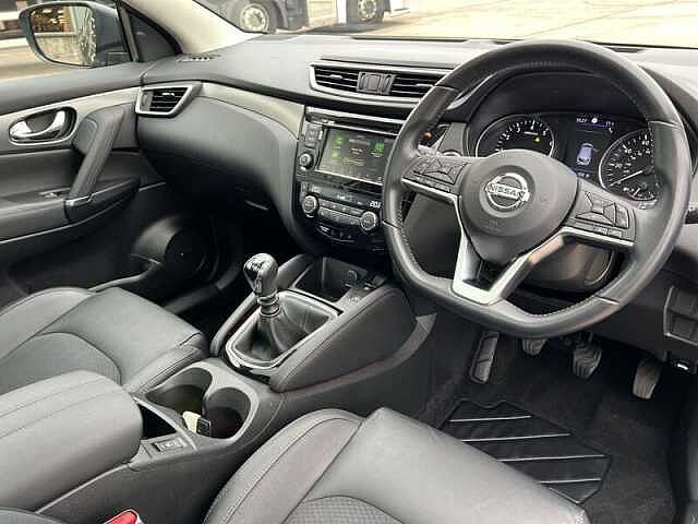 Nissan QASHQAI 1.3 DIG-T Tekna SUV 5dr Petrol Manual Euro 6 (s/s) (140 ps)