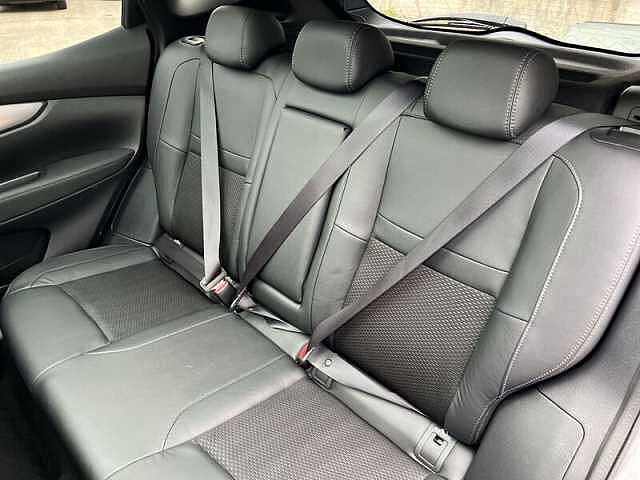 Nissan QASHQAI 1.3 DIG-T Tekna SUV 5dr Petrol Manual Euro 6 (s/s) (140 ps)