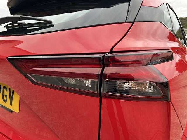 Nissan QASHQAI 1.3 DIG-T MHEV Visia SUV 5dr Petrol Hybrid Manual Euro 6 (s/s) (140 ps)