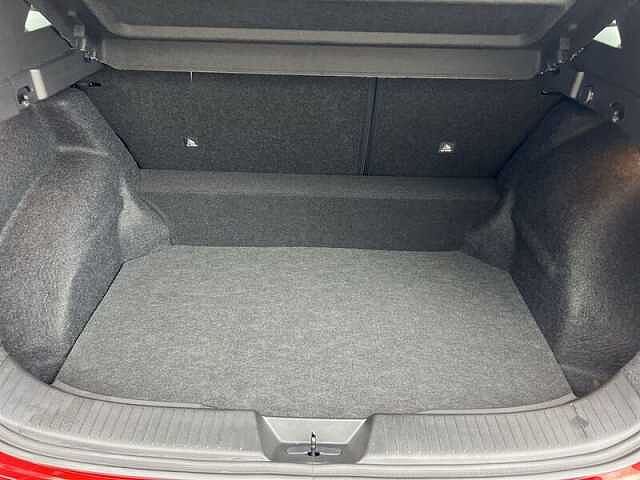 Nissan QASHQAI 1.3 DIG-T MHEV Visia SUV 5dr Petrol Hybrid Manual Euro 6 (s/s) (140 ps)