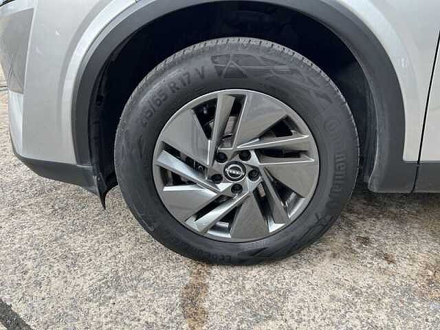 Nissan QASHQAI 1.3 DIG-T MHEV Acenta Premium SUV 5dr Petrol Hybrid XTRON Euro 6 (s/s) (158 ps)