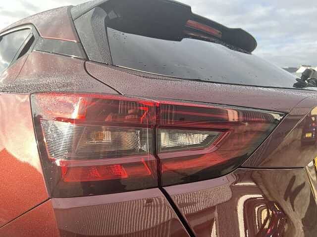 Nissan Juke 1.0 DIG-T N-Connecta SUV 5dr Petrol DCT Auto Euro 6 (s/s) (114 ps)