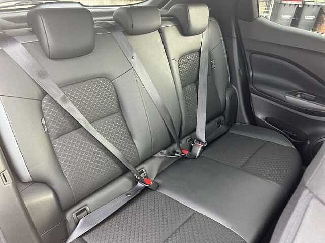 Nissan Juke 1.0 DIG-T N-Connecta SUV 5dr Petrol DCT Auto Euro 6 (s/s) (114 ps)