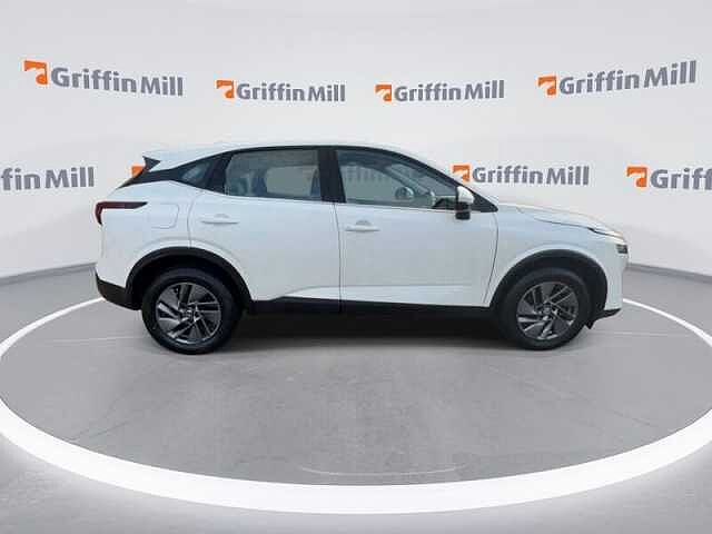 Nissan QASHQAI 1.3 DIG-T MHEV Acenta Premium SUV 5dr Petrol Hybrid Manual Euro 6 (s/s) (140 ps)