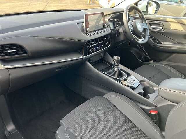 Nissan QASHQAI 1.3 DIG-T MHEV Acenta Premium SUV 5dr Petrol Hybrid Manual Euro 6 (s/s) (140 ps)
