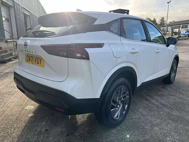 Nissan QASHQAI 1.3 DIG-T MHEV Acenta Premium SUV 5dr Petrol Hybrid Manual Euro 6 (s/s) (140 ps)