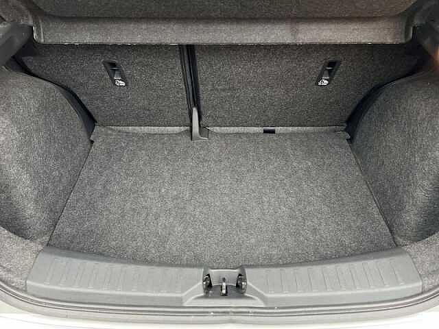 Nissan MICRA 1.0 IG-T Tekna Hatchback 5dr Petrol Manual Euro 6 (s/s) (92 ps)